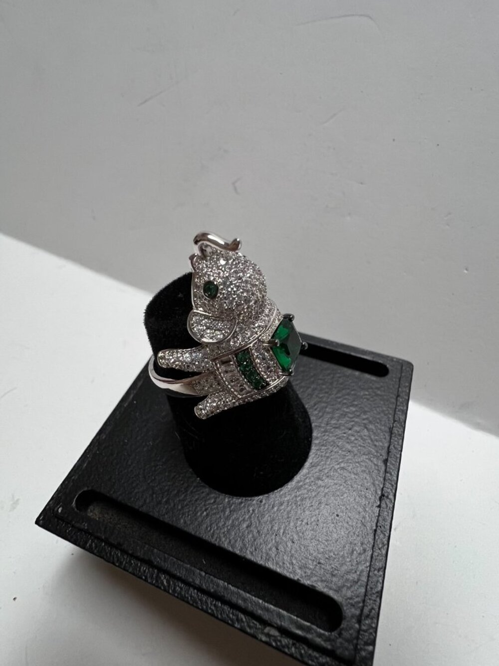 Lucky Elephant Ring Jade Green & White Rhinestone Silver Tone Size 7 Religious
